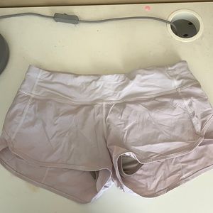 Lululemon speed up low rise 2.5 in